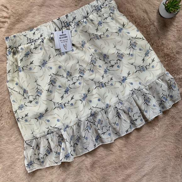 Revamped Dresses & Skirts - NWT Revamped summer mini skirt 5$with another purchase